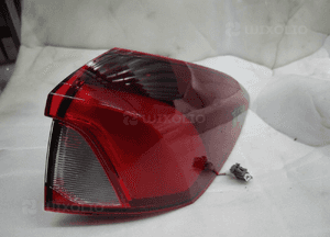 Ford focus MK4 kombi nowa oryginalna lampa tylna prawa 1