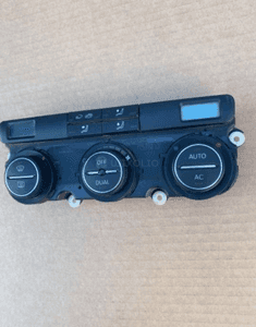 PANEL NAWIEWU KLIMATYZACJI VW PASSAT B6 VW GOLF 5 V PLUS 2003- 4