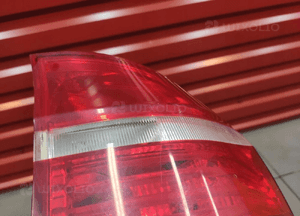 Bmw X5 E70 przed lift lampa prawy tył w błotnik prawa tylna europa 15