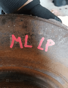 Zwrotnica lewy przód przednia lewa Mercedes ML W163 4