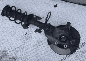 MCPHERSON ZWROTNICA PRAWY PRZOD VOLVO V40 1.6