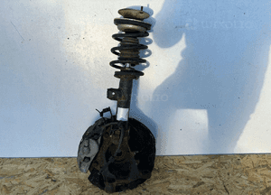 BMW 5 E60 E61 XDrive McPherson zwrotnica L - 16499 1