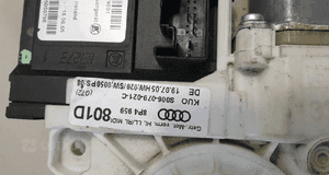 Audi A3 8P silniczek szyby lewy tył 8P4959801D 4