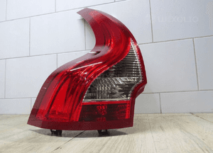 Volvo XC60 lift lampa lewa tylna lewy tył 31323034 1