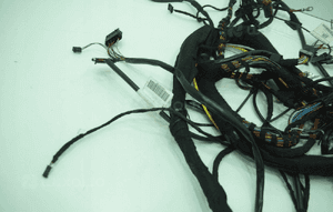 WIAZKA MODUŁU ŁADOWANIA AKUMULATORA A2305404006 MERCEDES SL R230 02 5