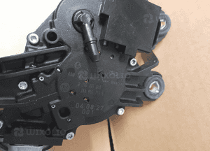 SILNICZEK WYCIERACZKI TYLNEJ  BOSCH VW GOLF nr 0390201800 / 1K6955711B 1