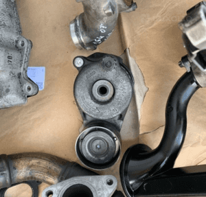 MERCEDES silnik głowica wtryski łapa om642 cdi 280 /3,0/320 głowica misa blok egr wtryski kolektor 8