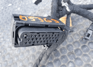 Wiązka Instalacja Kable Wtyczki Drzwi Przod Przednie Lewe Prawe VW Golf IV 4 3D 3 Drzwi 6