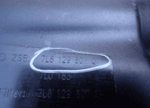 OBUDOWA FILTRA POWIETRZA VW TOUAREG 1 I 5.0 TDI 3