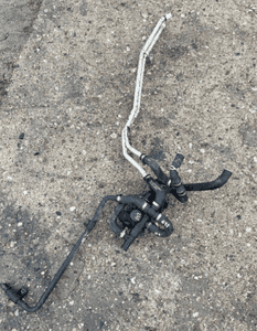 VITO VIANO 639 pompka ciepłej wody przewody 2