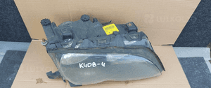 Przod przednia lampa prawa bmw E46 2