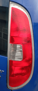Skoda Roomster lampa tył tylna prawa lewa 1
