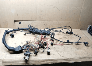 Wiązka instalacja silnika wtrysków wtryskiwaczy BMW 5 E39 3.0D 224941202 224941302 1