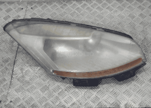 Citroen C4 grand picasso i lampa prawy przód 1