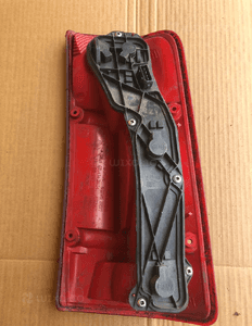 Lampa tylna lewa górna Land Rover Discovery 2 II 2