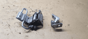 Zawias zawiasy drzwi lewy tył para Audi A6 C5 4B0833411B 2