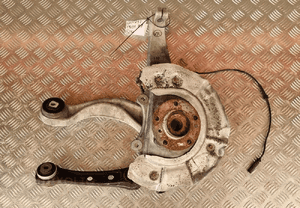 Bmw F10 F11 zwrotnica prawy prawa przód przednia 6777752 1