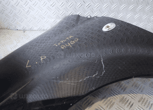 Błotnik lewy przód  toyota aygo 2