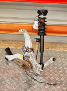 BMW F10 F11 ZWROTNICA AMORTYZATOR LEWY PRZÓD PRZEDNIE 6775769 6797765 3