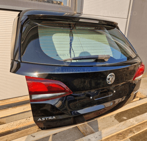 Opel astra k 5 kombi klapa tylna z 22Y 3