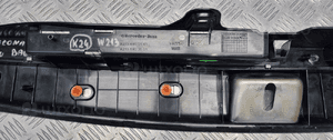 Mercedes W213 osłona progu bagażnika A2136900141 A2136903601 13
