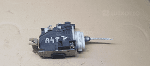 Zamek prawy przód Audi A4 B5 8D2837016A 1