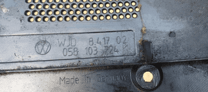 Pokrywa osłona silnika VW Passat B5 1.8 20V 058103724K 5