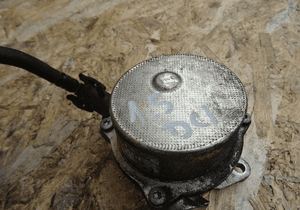 Pompa hamulcowa vacum renault megane 8201005306 1