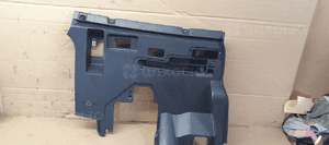 Osłona deski konsoli plastik pod kierownicę Mercedes W245 A1696800039 1