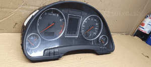 Licznik zegary Audi A4 B6 1.8T 8E0920900L 3