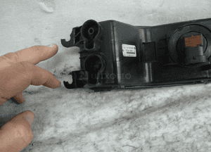 VW Tiguan II halogen lewy 5NA941699A 4