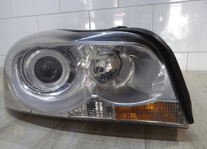 XC90 lampa prawa przednia xenon skretny 30698575 2