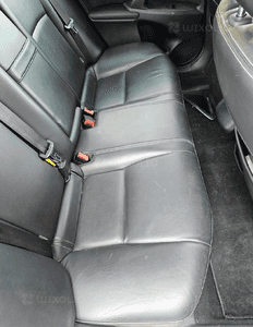 Toyota Avensis T27 Sedan fotel fotele przód tył kanapa skóra 5