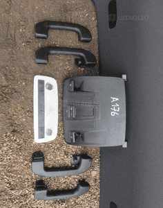 MERCEDES A 176 AMG podsufitka czarna rączka lampka 2