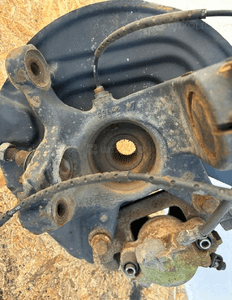 BMW X3 E83 X-Drive Zwrotnica przód Prawa - 16421 2