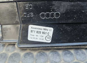 Kratka Kratki 8T1820951C 8K1820901G 8T1820902C Nawiewu Wentylacyjne Konsoli Deski Kokpit EUROPA AUDI A4 B8 Komplet 5