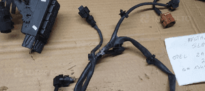 Wiązka instalacja silnika Opel Zafira C 2.0 CDTI 13427059 9