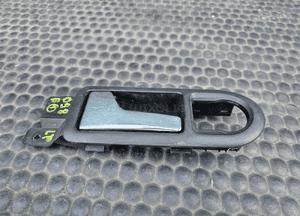 Klamka Wewnetrzna Glosnik Drzwi Oslona Kratka Maskownica Głosnika VW Golf IV 4 Passat B5 3