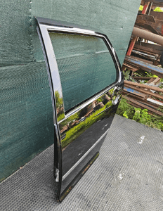Drzwi Tyl Tylne Lewe Prawe Czarne VW Golf IV 4 5D Drzwi Poszycie 3