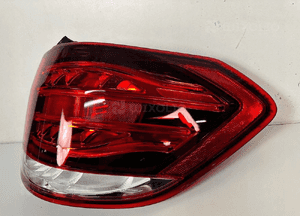 Lampa tyl tylna prawa mercedes e-klasa W212 lift fl kombi led A2129061803 3