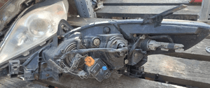 Przod przednia lampa prawa mazda 5 3