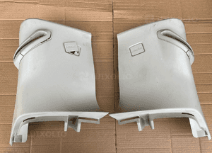 Osłony wewnętrzne słupków D FK72-51749 Land Rover Discovery Sport L550 1