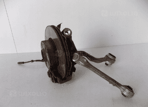 BMW 3 F3031 Zwrotnica Przednia - Prawa - 6448 3