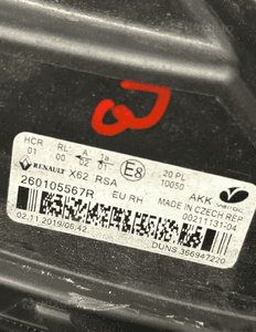 Lampa prawy przod renault master iv 4 260105567R 10