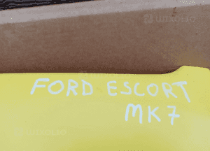 Maska pokrywa silnika Ford Escort MK7 6