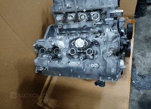 Silnik blok silnika słupek BMW M5 G30 F90 M8 F92 F93 4.4 V8 600KM S63B44B 3