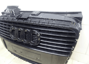 GRILL Audi a4 8E0 OE 8E0853651Q atrapa chłodnicy 2