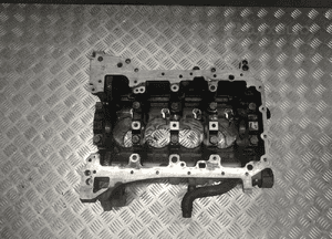 Bmw E60 E61 E81 E87 E90 E91 E92 E83 X3 E84 X1 blok silnika N47D20A 9