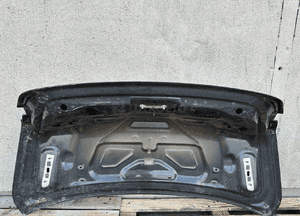 Klapa bagaznika tyl tylna audi A8 D4 4H lift fl 5