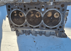 Audi A4 B8 A5 8T 2.7 tdi cgk głowica cylindrów 1059353CS 8